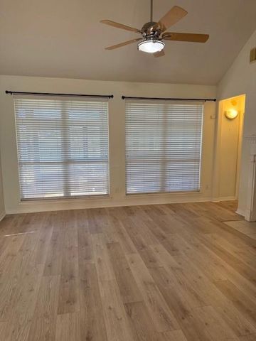 1528 Mesa Verde Drive, League City, TX 77573