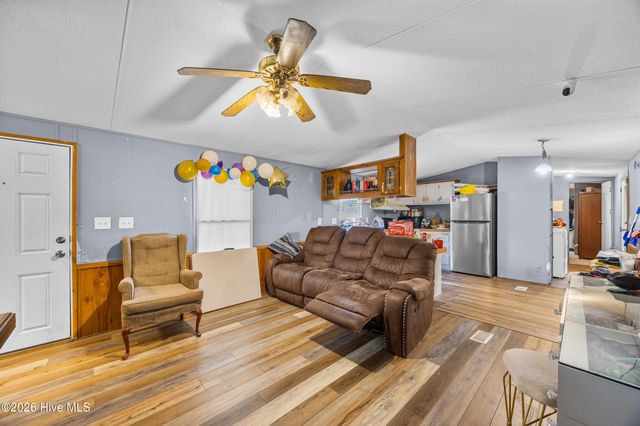 53 Elm Road, Southport, NC 28461