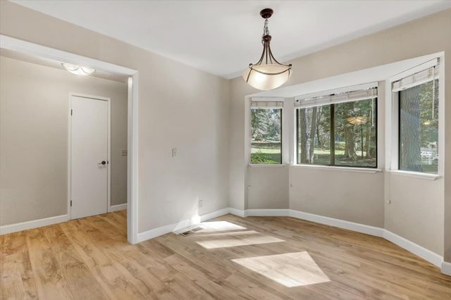 10856 Terrace Pines Ct, Grass Valley, CA 95945