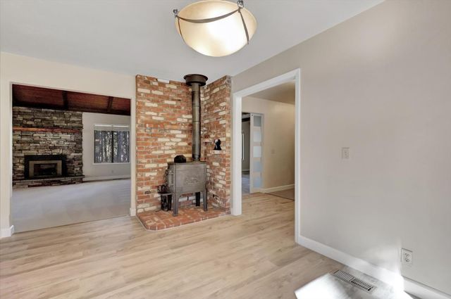 10856 Terrace Pines Ct, Grass Valley, CA 95945