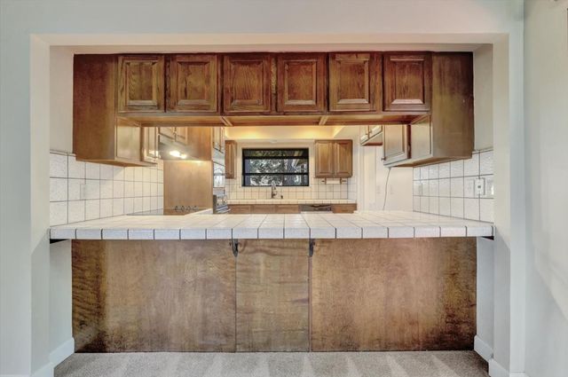 10856 Terrace Pines Ct, Grass Valley, CA 95945