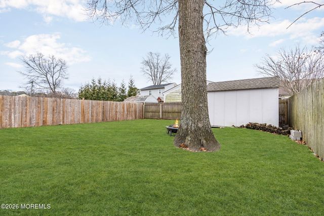 49 Cumberland Drive, Brick, NJ 08723