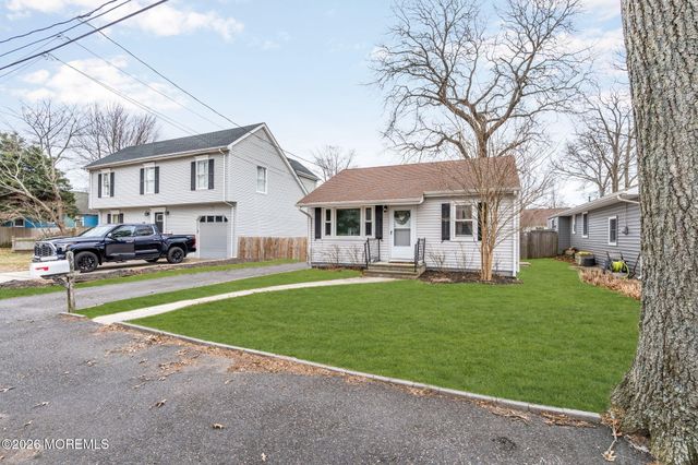 49 Cumberland Drive, Brick, NJ 08723