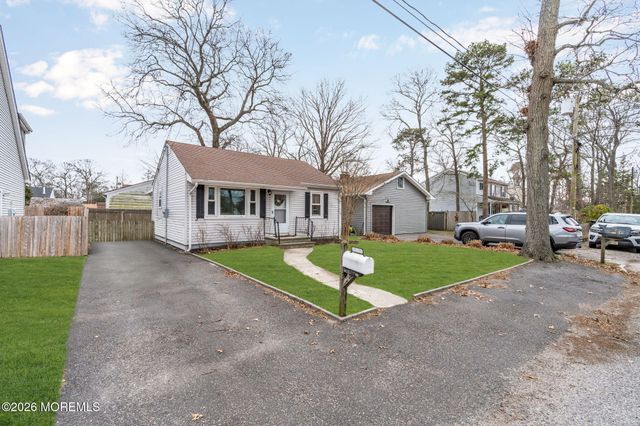 49 Cumberland Drive, Brick, NJ 08723