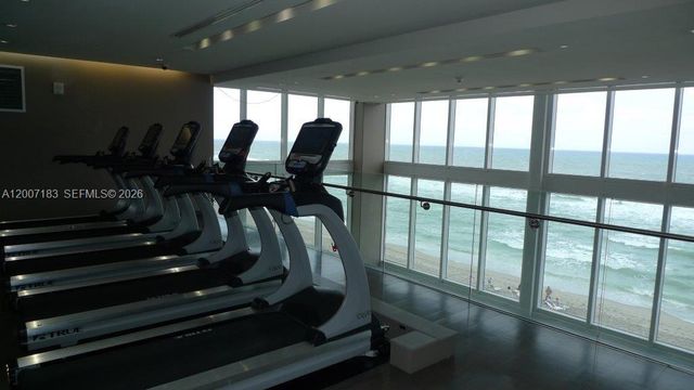 1830 S Ocean Dr 1705, Hallandale Beach, FL 33009