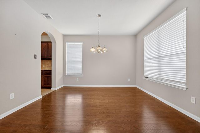 21721 Agarito LN, Spicewood, TX 78669