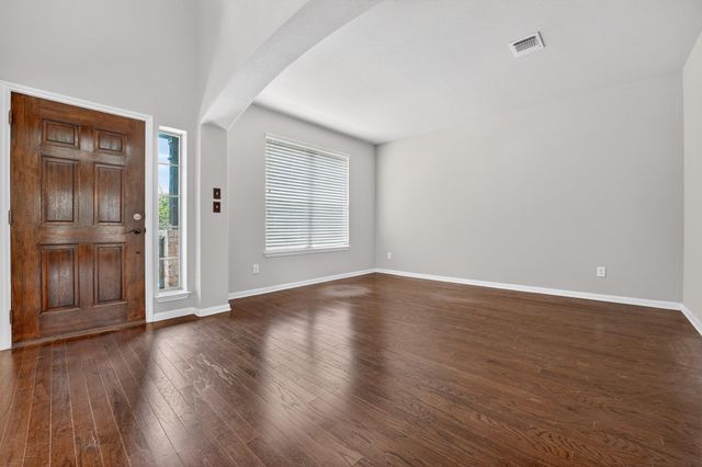 21721 Agarito LN, Spicewood, TX 78669