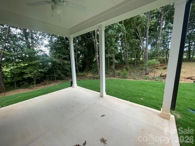 130 E Springhouse Court 14, Statesville, NC 28625