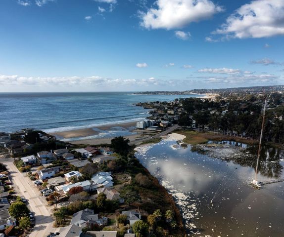 2630 Lode Street, Santa Cruz, CA 95062