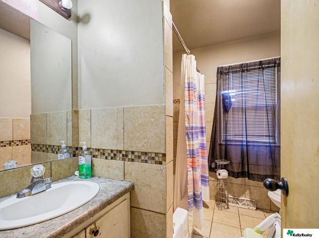 5310 N 45th Street, Omaha, NE 68104