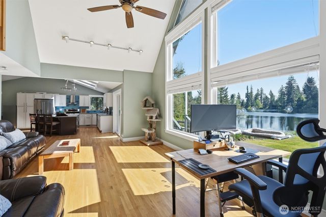 22312 W Lake Kayak Drive, Monroe, WA 98272