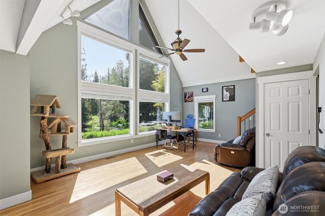 22312 W Lake Kayak Drive, Monroe, WA 98272