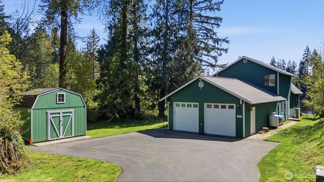 22312 W Lake Kayak Drive, Monroe, WA 98272