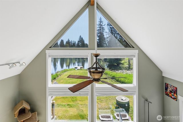 22312 W Lake Kayak Drive, Monroe, WA 98272