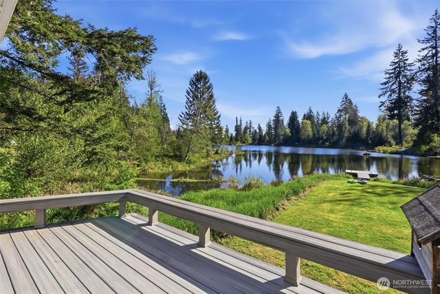 22312 W Lake Kayak Drive, Monroe, WA 98272