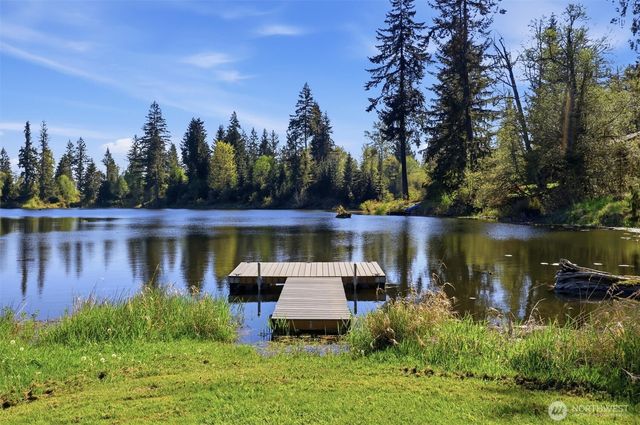 22312 W Lake Kayak Drive, Monroe, WA 98272