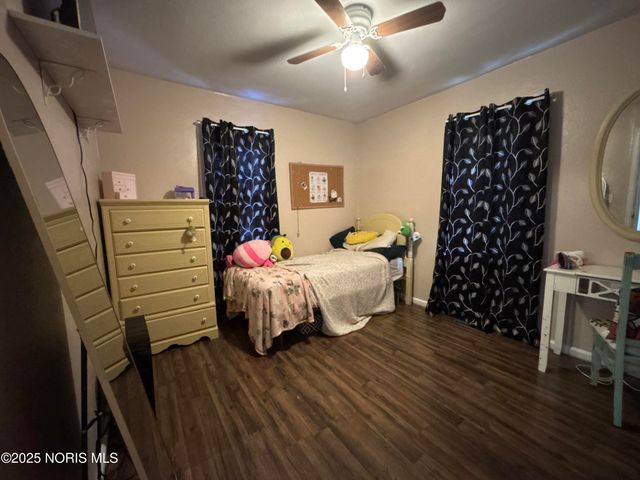 2336 Murray Drive, Toledo, OH 43613