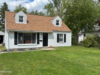 2336 Murray Drive, Toledo, OH 43613