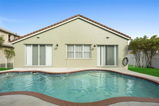 15624 SW 52nd Court, Miramar, FL 33027