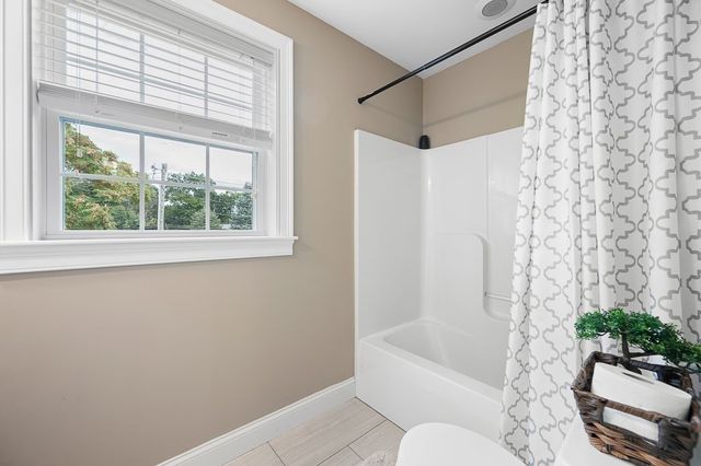 210 S Quinsigamond Ave 2, Shrewsbury, MA 01545