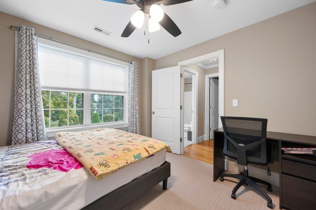 210 S Quinsigamond Ave 2, Shrewsbury, MA 01545