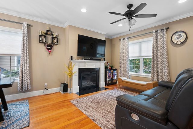 210 S Quinsigamond Ave 2, Shrewsbury, MA 01545