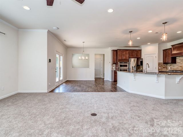 10433 Honeyfur Court, Charlotte, NC 28278