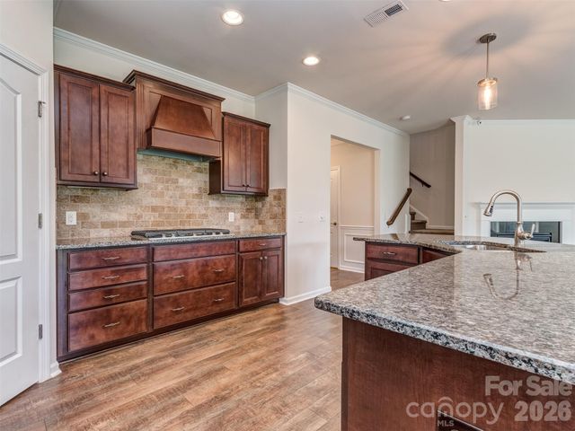 10433 Honeyfur Court, Charlotte, NC 28278