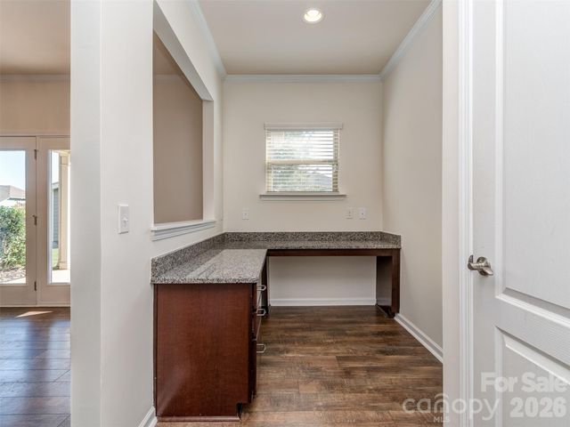10433 Honeyfur Court, Charlotte, NC 28278