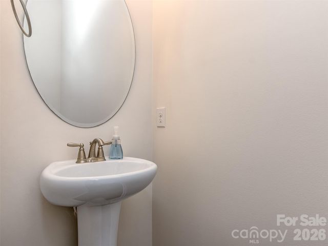 10433 Honeyfur Court, Charlotte, NC 28278