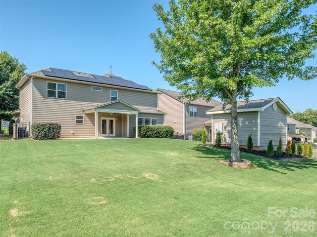 10433 Honeyfur Court, Charlotte, NC 28278