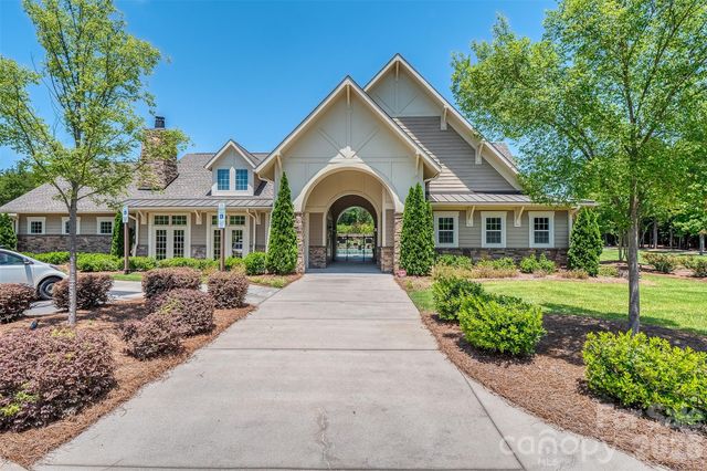 10433 Honeyfur Court, Charlotte, NC 28278