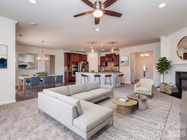 10433 Honeyfur Court, Charlotte, NC 28278