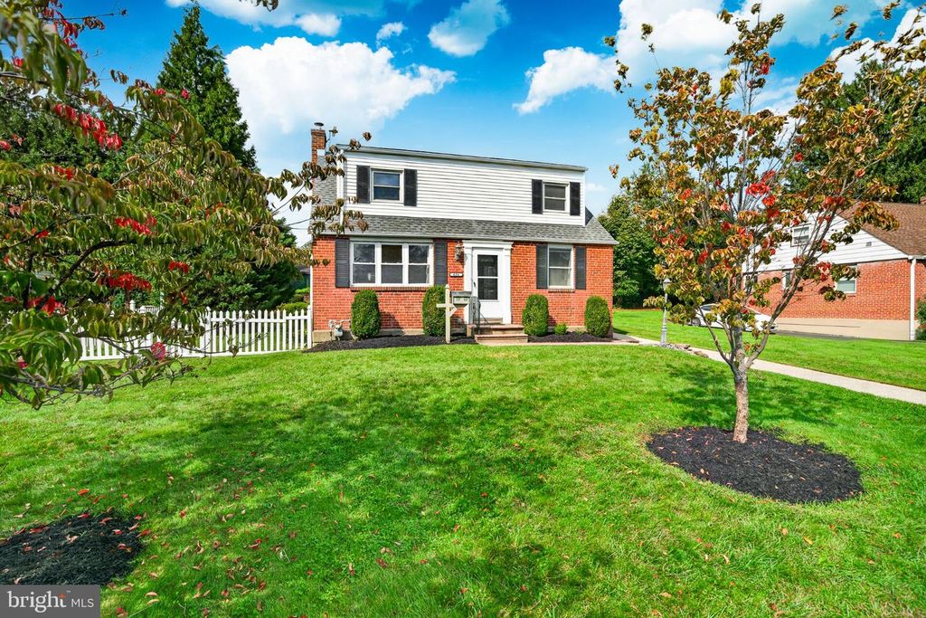 614 TOPSFIELD RD #, HATBORO, PA 19040 — exterior