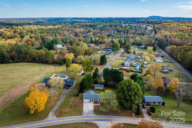 4734 Ike Starnes Road, Granite Falls, NC 28630