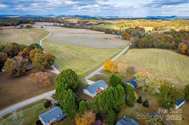 4734 Ike Starnes Road, Granite Falls, NC 28630