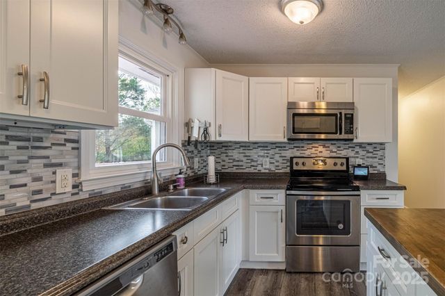 4734 Ike Starnes Road, Granite Falls, NC 28630