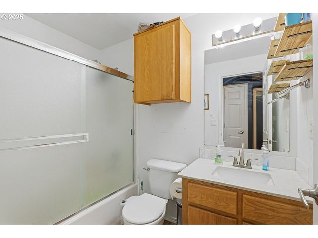 1439 Sw 208TH Ave, Beaverton, OR 97003