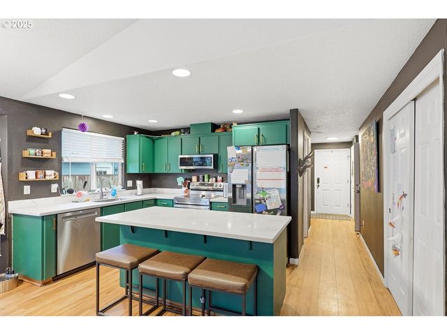 1439 Sw 208TH Ave, Beaverton, OR 97003