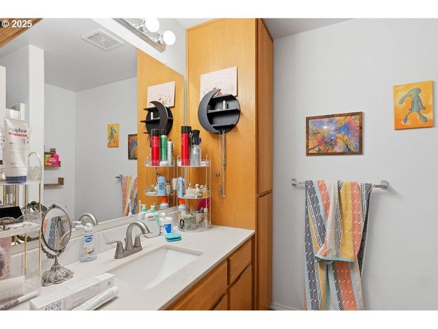 1439 Sw 208TH Ave, Beaverton, OR 97003