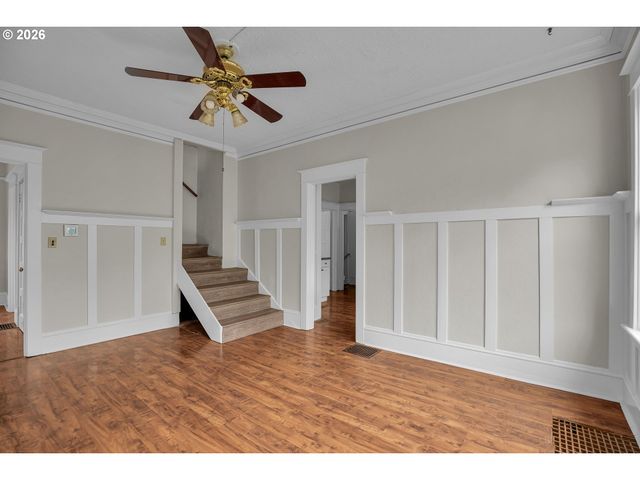 5636 N DELAWARE Ave, Portland, OR 97217