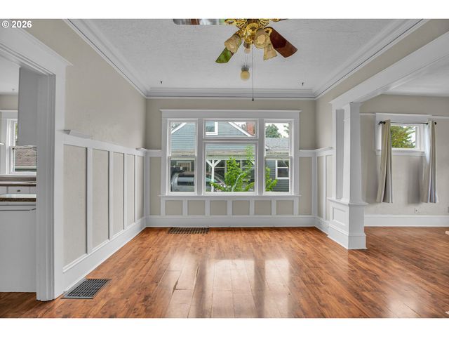 5636 N DELAWARE Ave, Portland, OR 97217