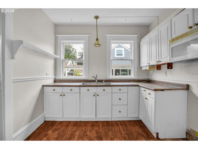 5636 N DELAWARE Ave, Portland, OR 97217