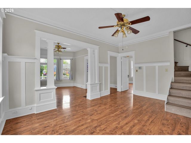 5636 N DELAWARE Ave, Portland, OR 97217