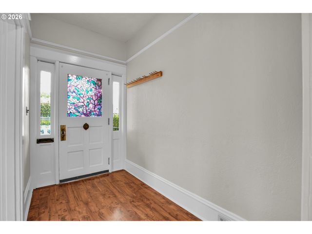 5636 N DELAWARE Ave, Portland, OR 97217