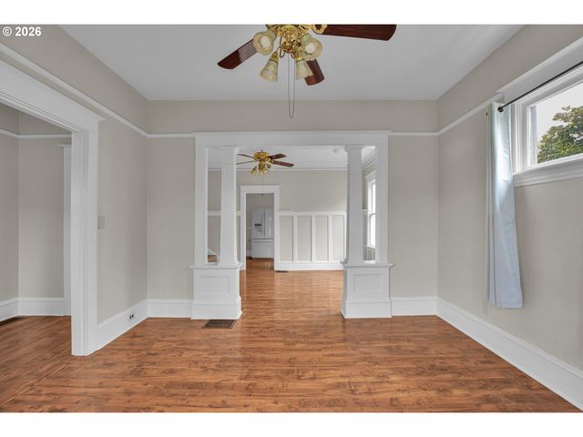 5636 N DELAWARE Ave, Portland, OR 97217