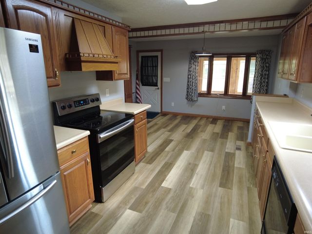 1736 25th Street, Bedford, IN 47421