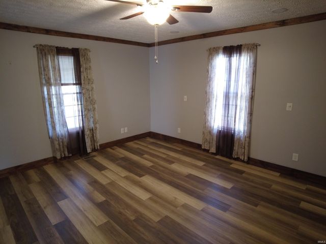 1736 25th Street, Bedford, IN 47421