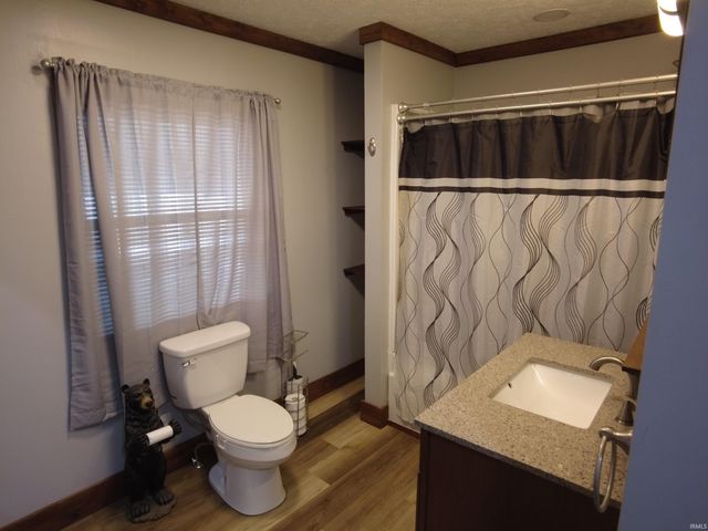 1736 25th Street, Bedford, IN 47421