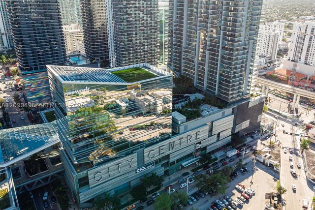 88 SW 7th St 1901, Miami, FL 33130